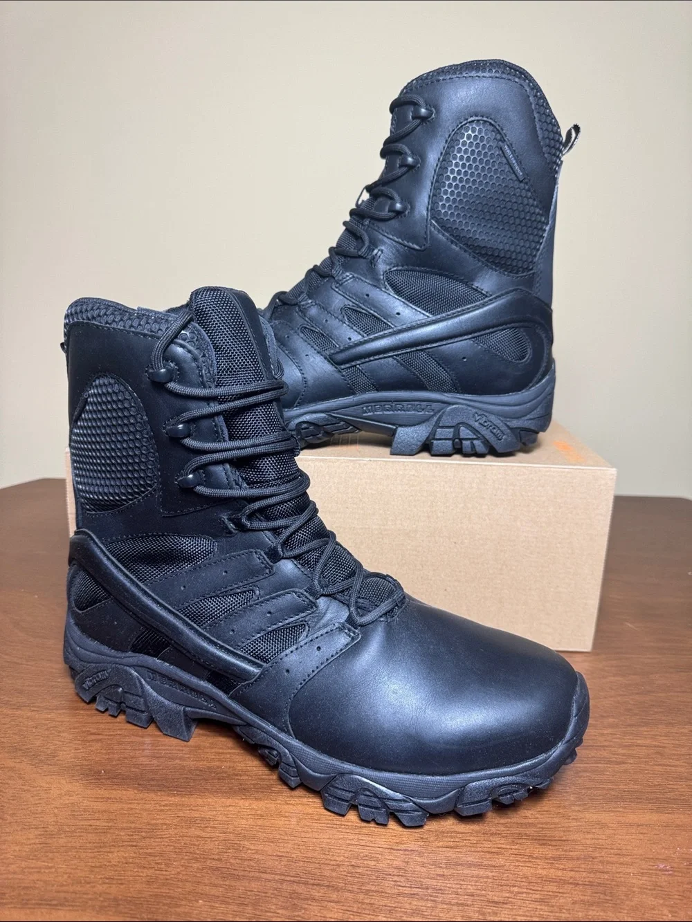 Merrell sturdy black
